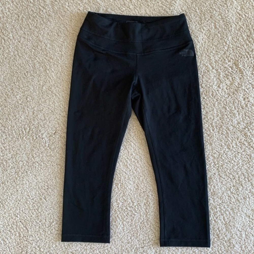 The North Face Women’s Small‎ Flash Dry Black Base Layer Cropped Leggings